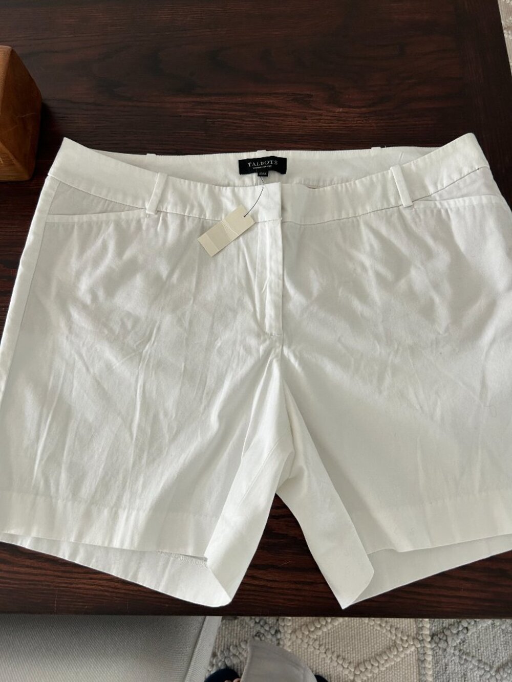 Talbots White Shorts Size 16 NWT